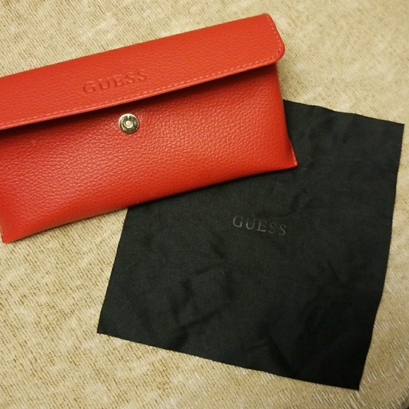 guess eyeglass case